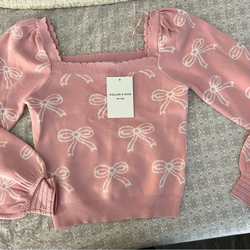 Elegant Pink Bow Sweater